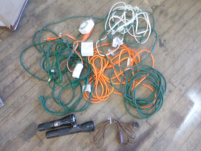 lot 106 image: Extension Cords