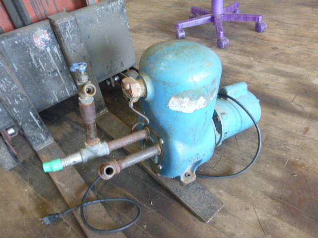 lot 125 image: Goulds Pumps Inc. Irrigation Pump