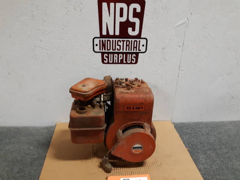 lot 85 image: 1972 Briggs & Stratton 5HP Gas Engine