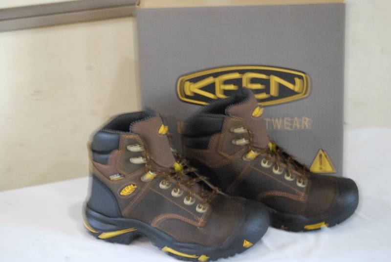 Spotsman 213 Boot and Shoe