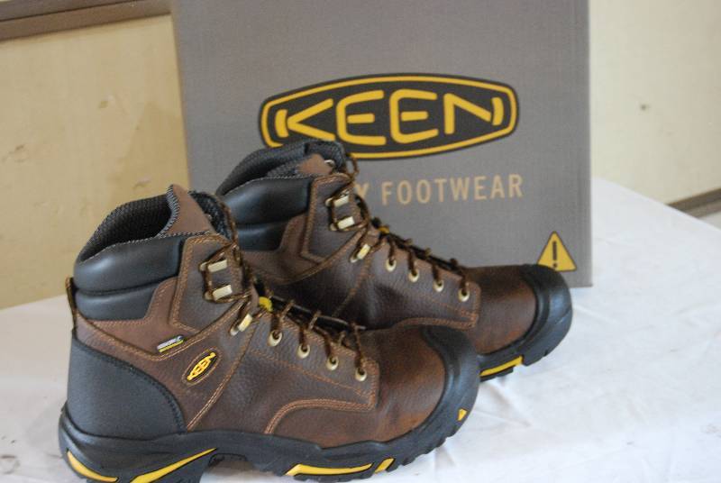 Spotsman 213 Boot and Shoe