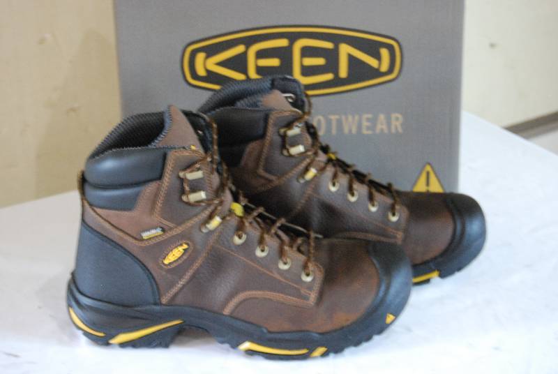 Spotsman 213 Boot and Shoe