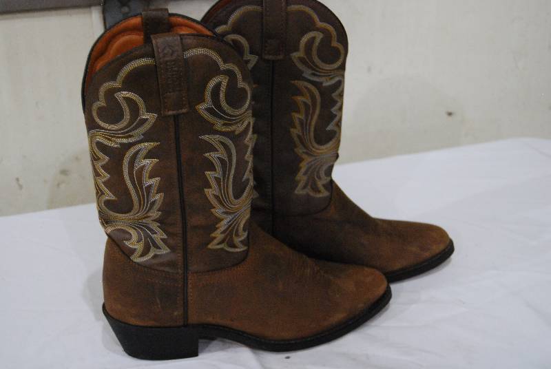 Spotsman 213 Boot and Shoe