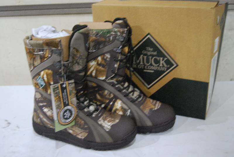 Spotsman 213 Boot and Shoe