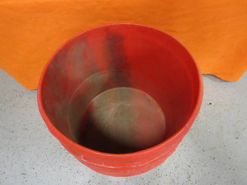 lot 27 image: (5) Large Mineral Tubs