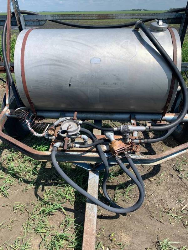 28 Foot Ag Fargo Sprayer