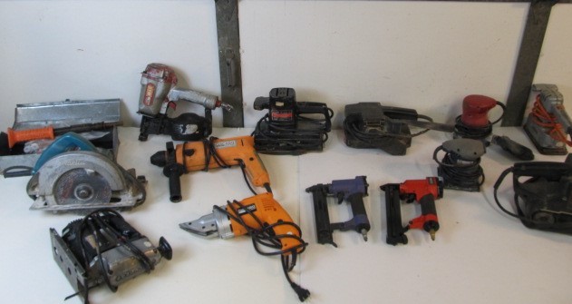 lot 88 image: Large Lot of Working Power Tools