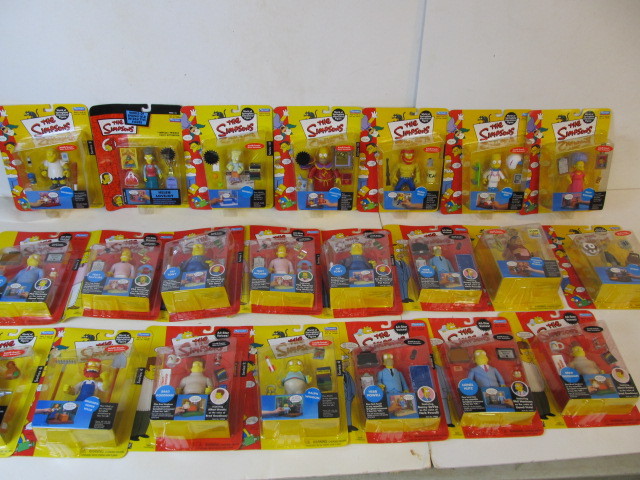 lot 96 image: Large Lot of Unopened SIMPSONS Action Figures #2