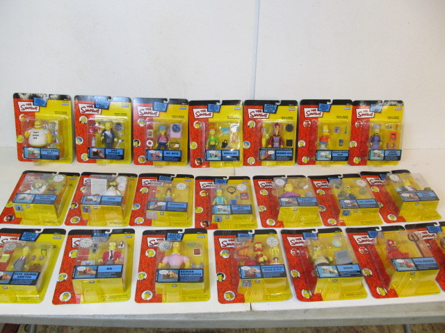 lot 99 image: Large Lot of Unopened SIMPSONS Action Figures #5
