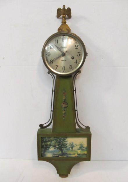 lot 38 image: Antique INGRAHAM Green Saybrooke Banjo Clock