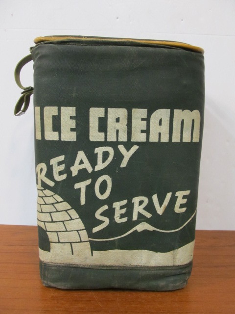 lot 74 image: Vintage 1930s Ready To Serve ICE CREAM Delivery Cooler