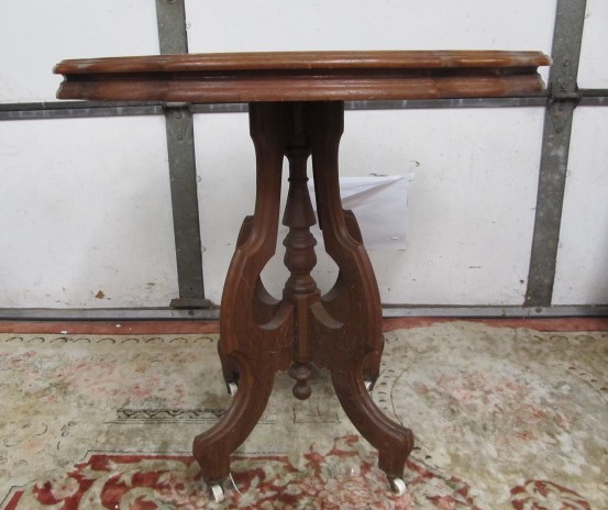 lot 113 image: Antique Eastlake Style Walnut Occasional Table 