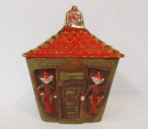 lot 121 image: Vintage 1960s Pixie Schoolhouse Cookie Jar