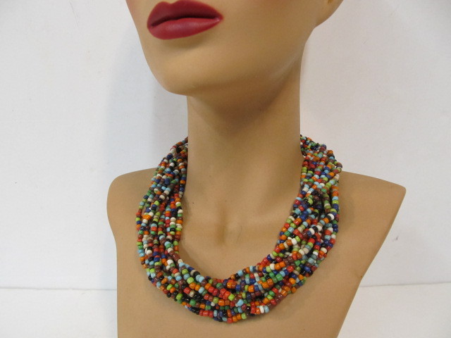 lot 156 image: Very Nice Vintage Southwestern Multi-Strand Polished Gemstone Beaded Necklace