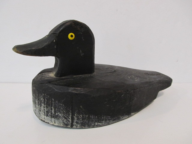 lot 159 image: Antique Hand Carved & Painted Duck Decoy