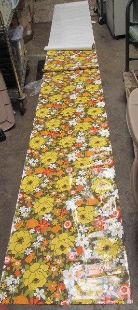 lot 208 image: Vintage WALL-TEX Unused 32 Vinyl Roll