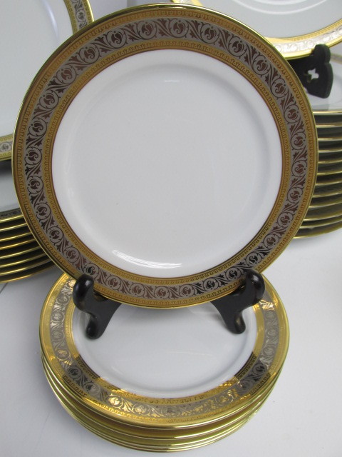 lot 221 image: Very nice UNUSED Set of ROSENTHAL China 