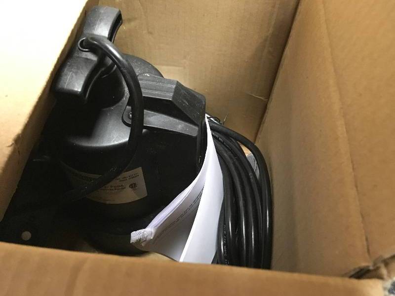 lot 59 image: Everbuilt 18 HP Pool Cover Pump open box in good condition