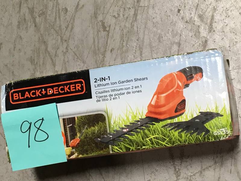 lot 98 image: Black and Decker 2 in 1 Garden Shears not used