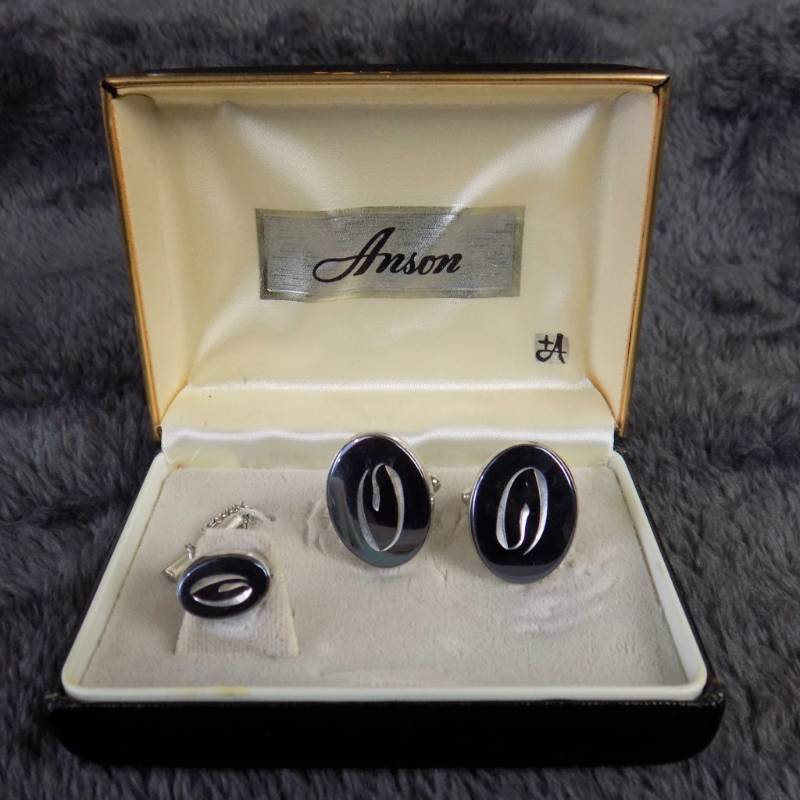19 piece of Jewelry Accessories