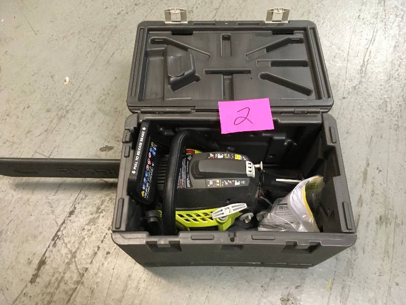 Ryobi 16 in Gas Chainsaw in good condition