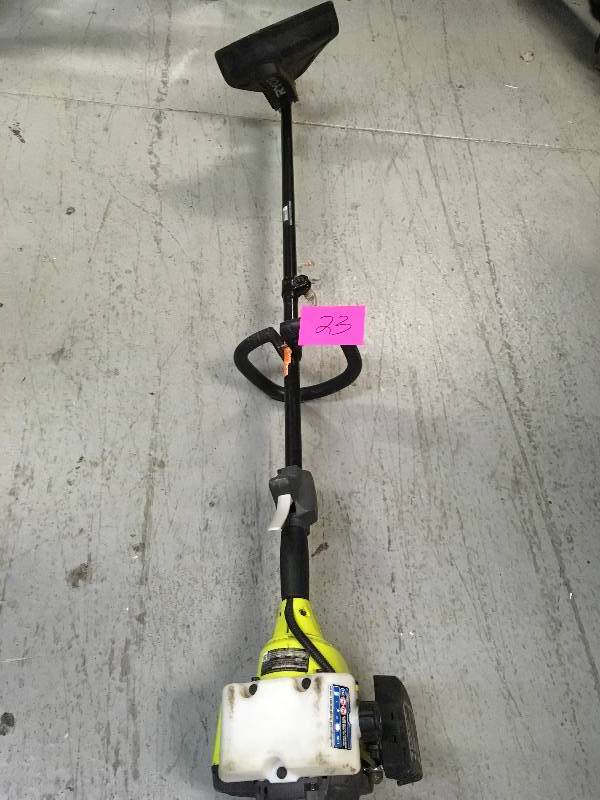 Ryobi Expand-it 25 cc 2-Cycle string trimmer used in good condition