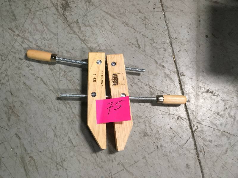 Bessey 12 in. Parallel Wood Hand Screw not used