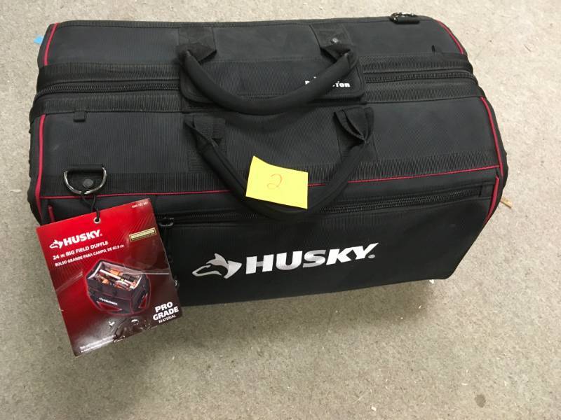 husky 24 in big field duffle