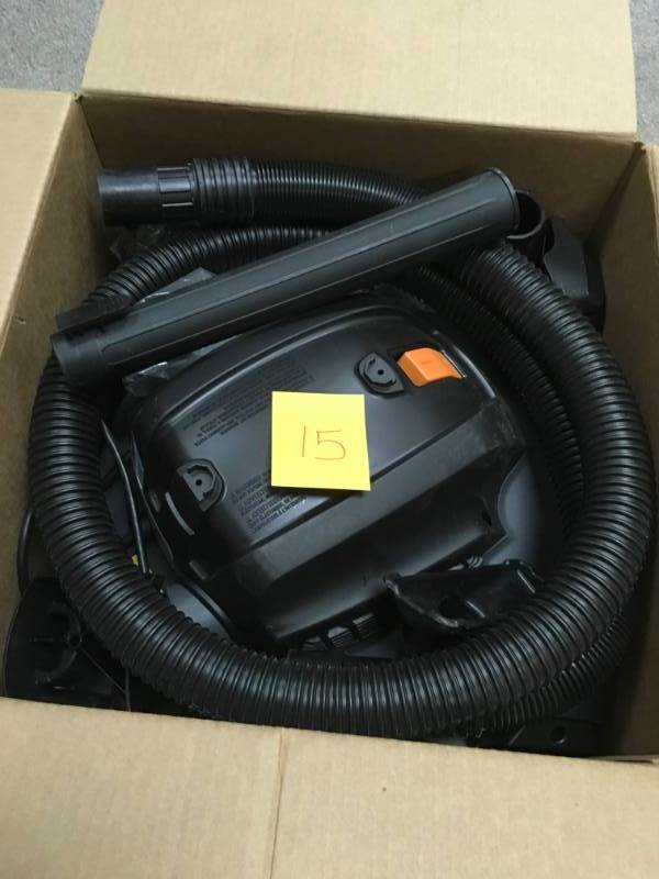 lot 15 image: Ridgid HD0600 6 Gal Wet n Dry Vac in good condition