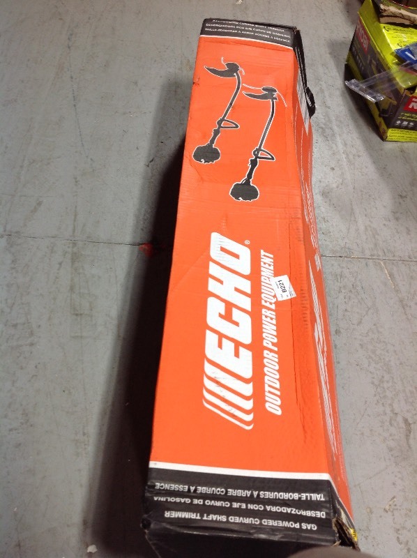 lot 112 image: ECHO 21.2 cc Gas 2-Stroke Cycle Curved Shaft Trimmer