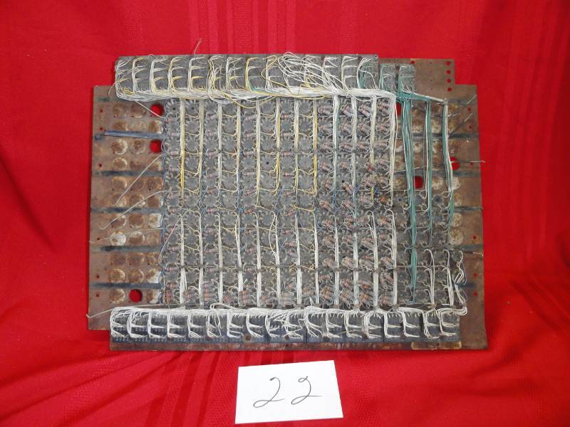 lot 22 image: Tube Station with Resistors