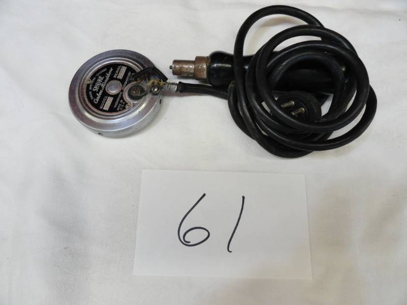 lot 61 image: Vintage Shure Carbon Microphone