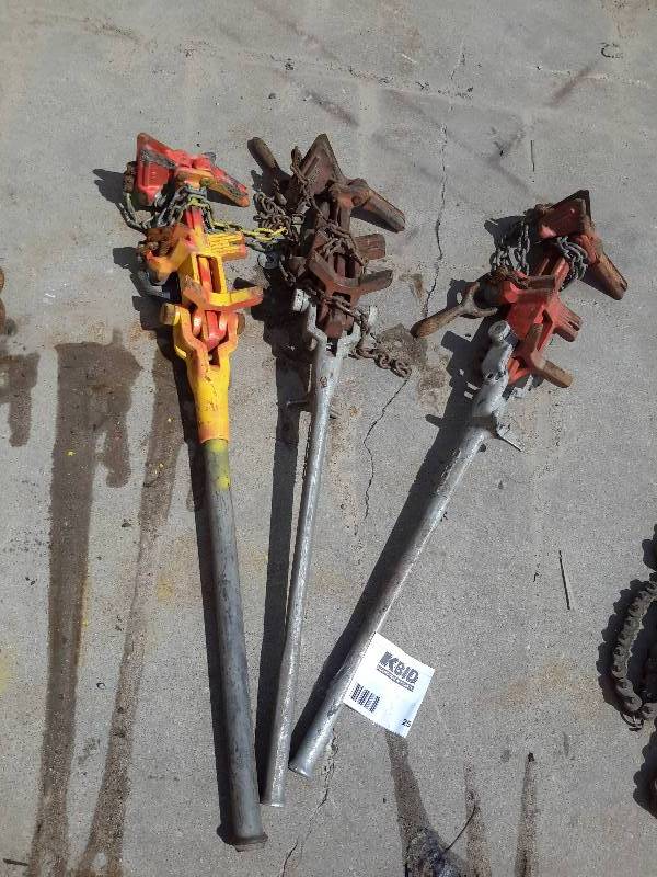 lot 25 image: 3 Compound Chain Wrenches