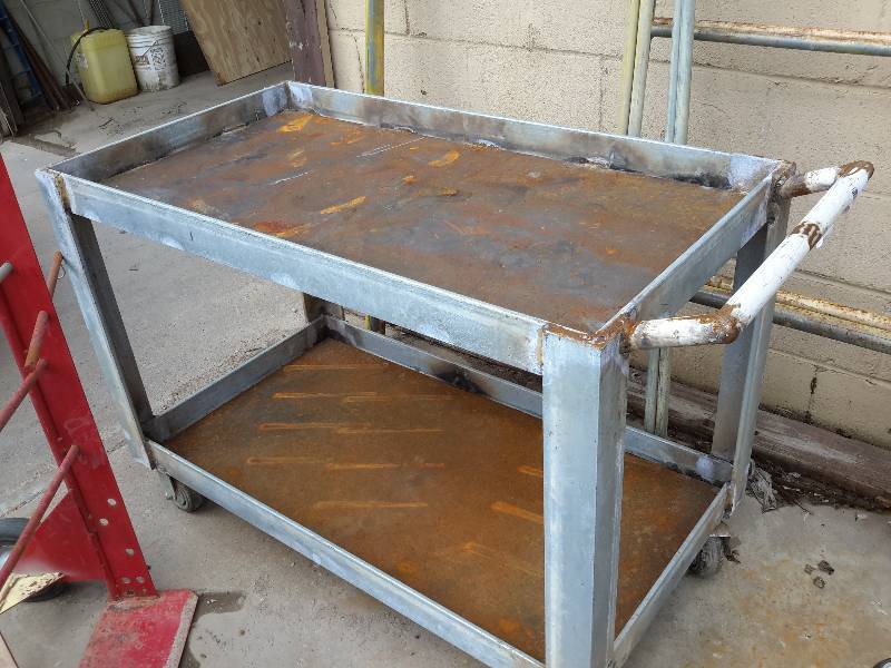 lot 33 image: Metal Rolling Cart.  Surface rust, but solid