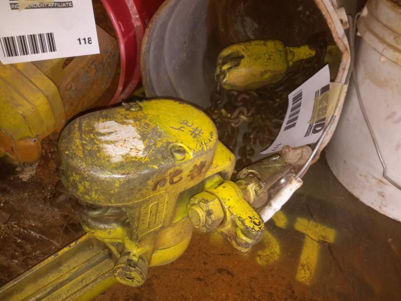 lot 118 image: COFFING, 1 Ton Chain Hoist, 1 other (cant see sizemaker)