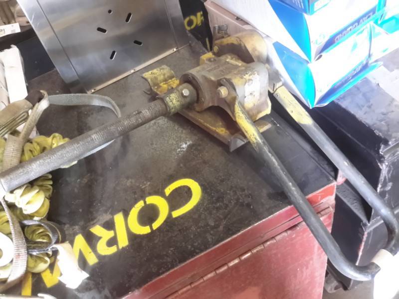 lot 126 image: Ridgid 916, Portable Roll Groover
