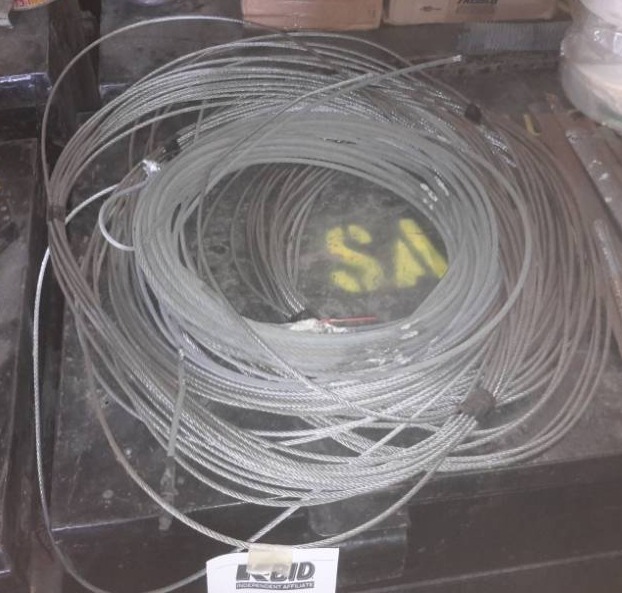 lot 157 image: Lot of about 14 in cable