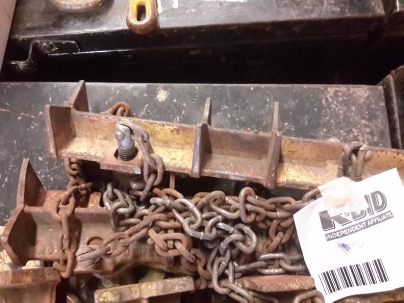 lot 151 image: 2,Jewel Lifts