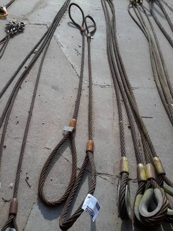 lot 82 image: 2 large chokers