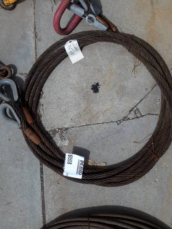 lot 69 image: 2 chokers.. See specs on tag photo