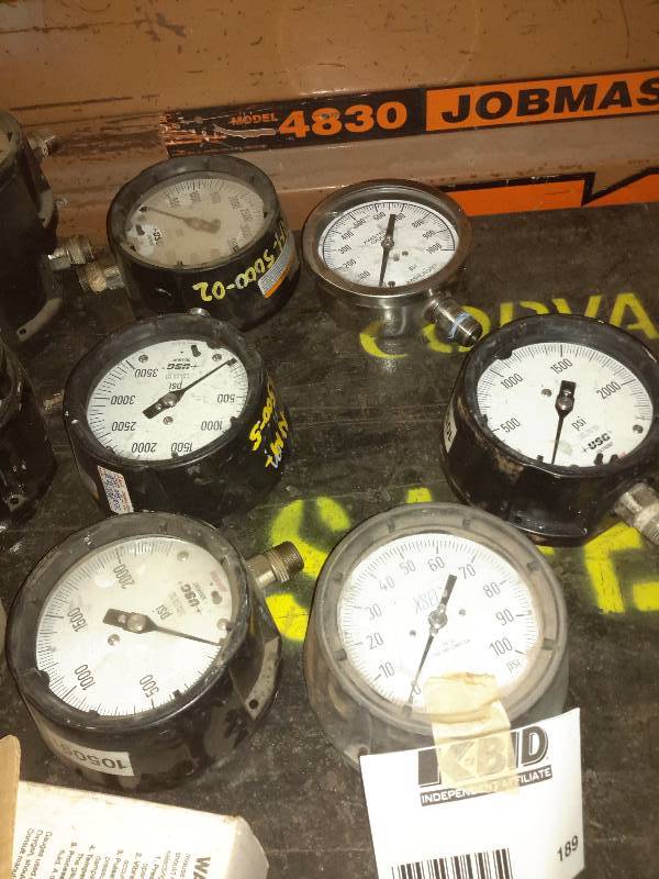 lot 189 image: 6 Gauges as pictured