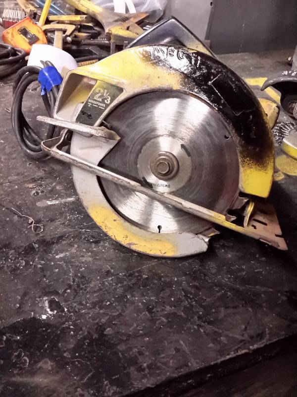 lot 166 image: 2 13 HP Circular Saw