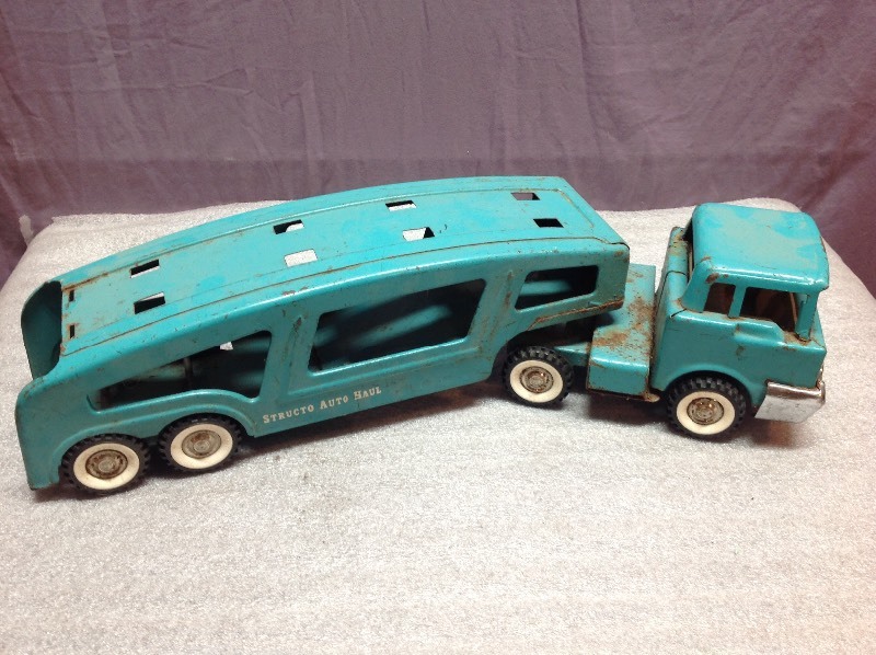 lot 18 image: Structo Auto Haul Truck & Trailer