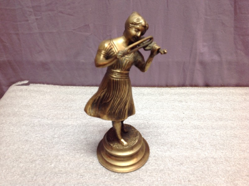 lot 23 image: Old Brass Statue