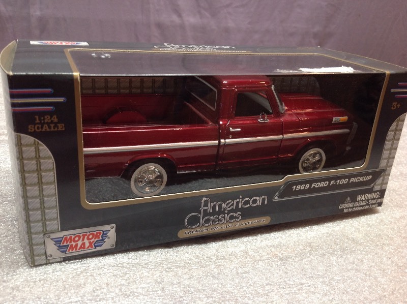 lot 45 image: 1969 Ford F-100 124 Scale Pickup