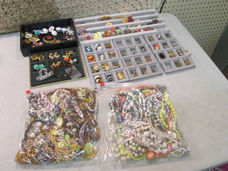 lot 26 image: 6 Trays of Assorted Jewelry and 2 F...