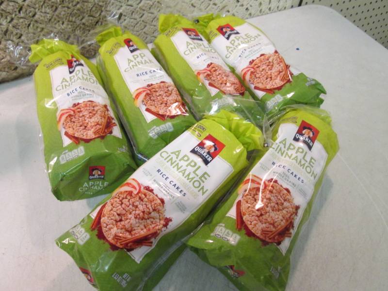 lot 70 image: 6 Packs of Apple Cinnamon Rice Cake...