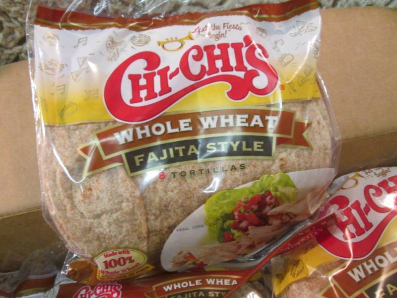 lot 74 image: Case of 12 8-Pack Chi-Chis Whole W...