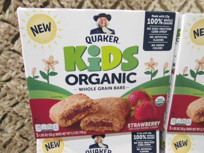 lot 92 image: 4 Boxes of Quaker Kids Organic Stra...