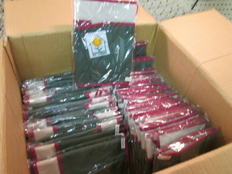 lot 151 image: Lot of 37 Gardening Aprons RM4...